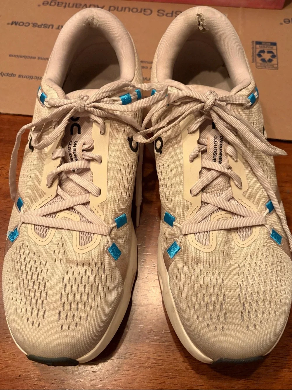 On Cloud cloudsurfer 2 running shoes